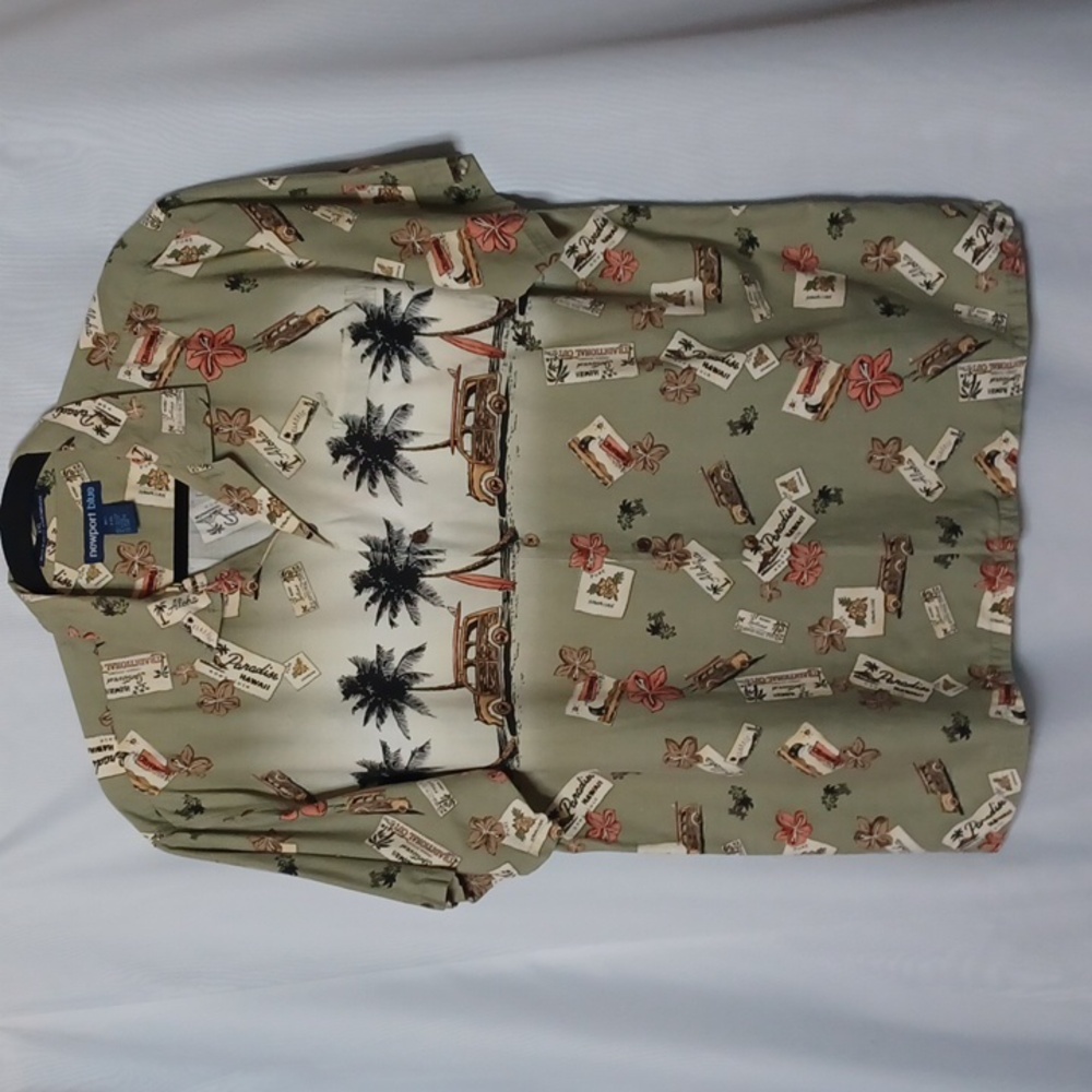 Newport Blue Men's Green Hawaiian Button Down Short Sleeve Shirt.  XXL